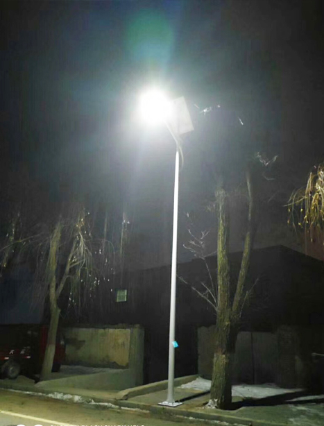 积石山县图木舒克太阳能路灯项目