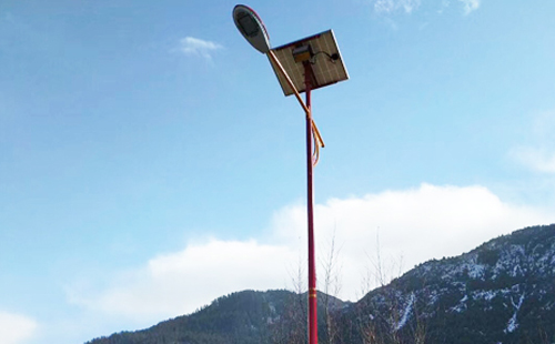 如何选择高质量的图木舒克太阳能路灯材料：全方位指南