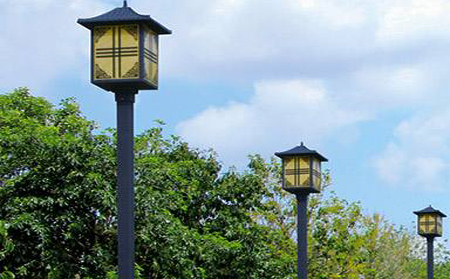 太阳能图木舒克庭院灯怎么选亮度与续航更耐用 太阳能图木舒克庭院灯怎么选亮度与续航更耐用